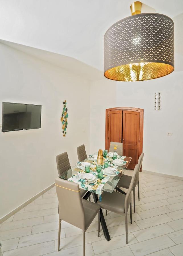 maisonluisatoffeemargot Santa Maria di Castellabate Esterno foto
